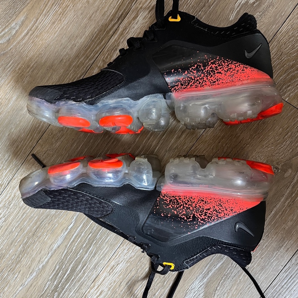Nike big kids Air VaporMax Plus flyknit black red orange yellow 4.5 Y 36.5 2018